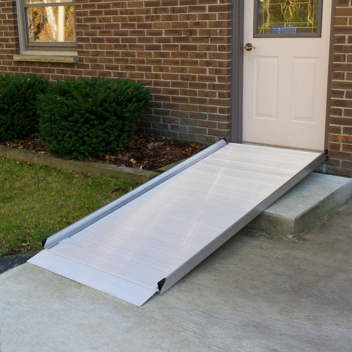 8' Aluminum Wheelchair Access Ramp for Silver Spring