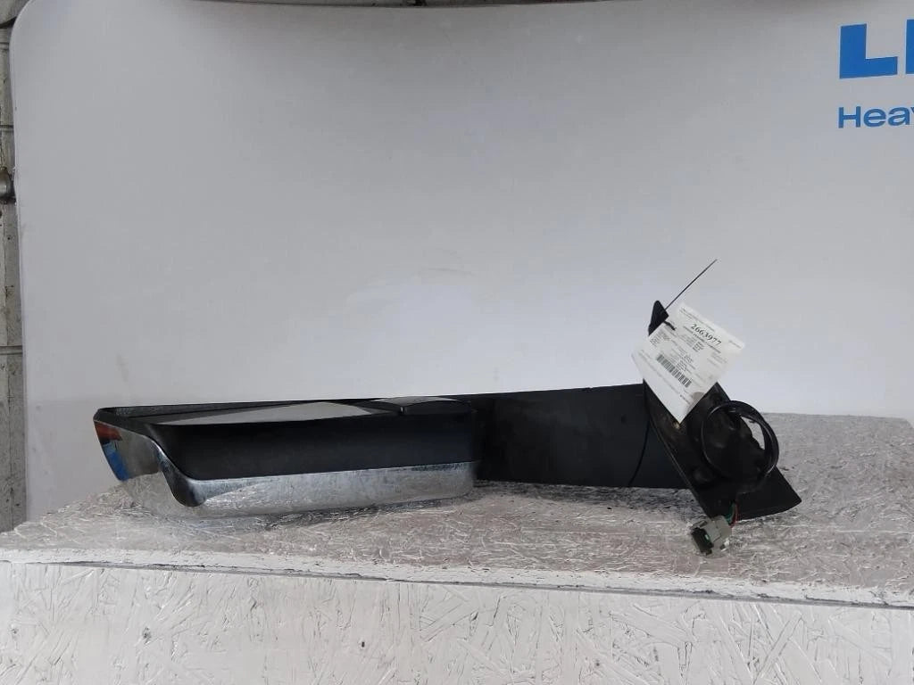 Right Door Mirror for Freightliner Cascadia 126 (2020)