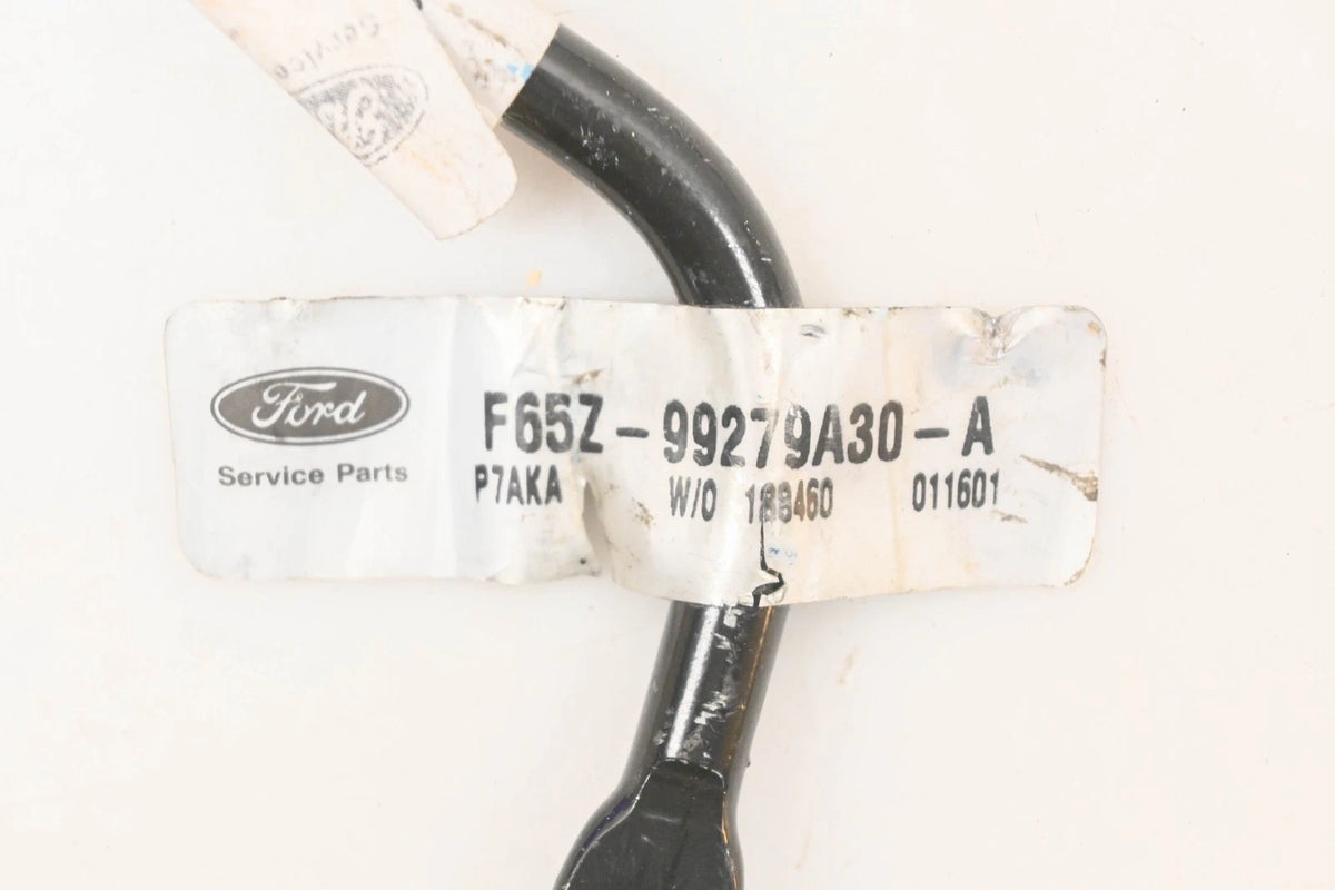 Quarter Panel Wheelhouse Support for Ford (F65Z-99279A30-A)