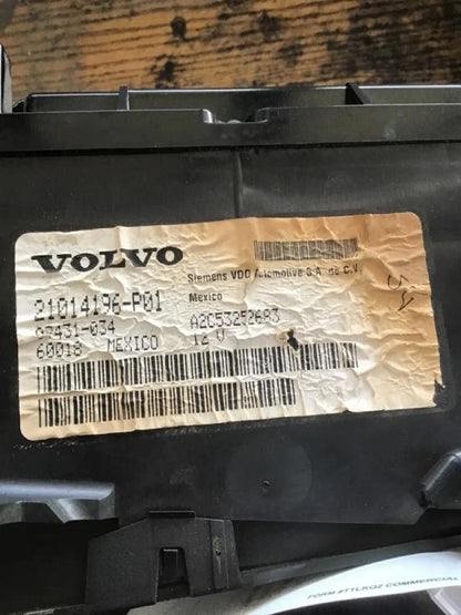 Instrument Cluster for Volvo VNL (2010) - Replaces 21014196-P01