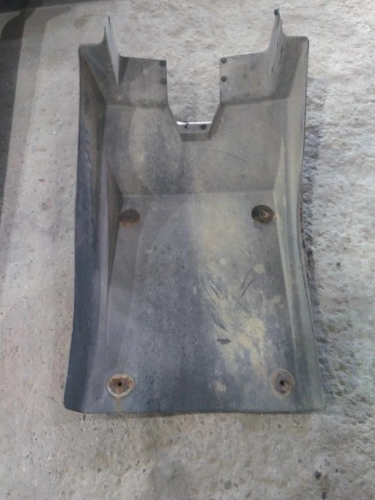 Fender Splash Guard Right for Mack CH612 (2003)