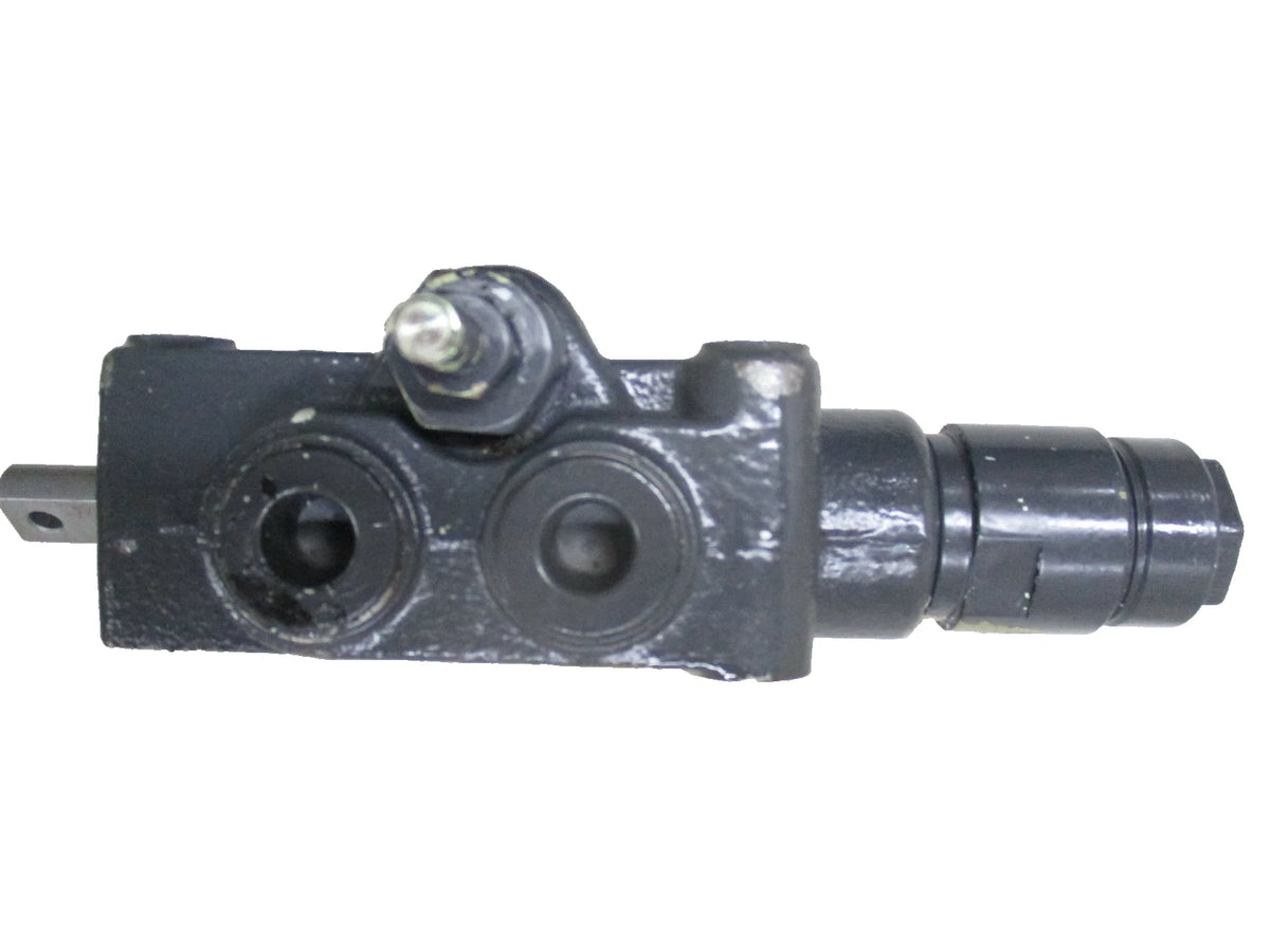 Control Valve for Kubota M4030 M4950 M5030 M7030 (OEM 35820-82350)
