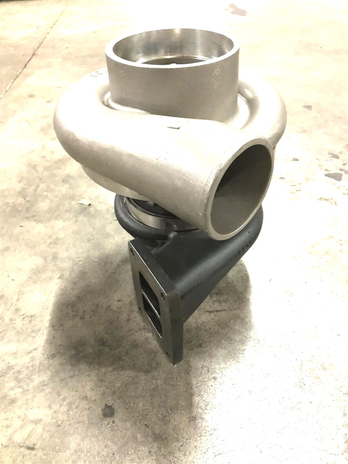 Turbocharger for Borg Warner Schwitzer 4LHR-743 (185691, 193903, NTCC-290)