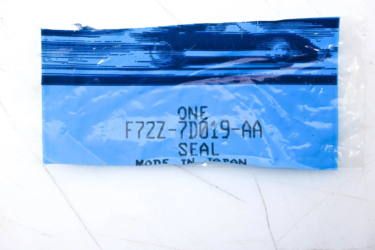 Seal for Ford F72Z-7D019-AA (NOS)