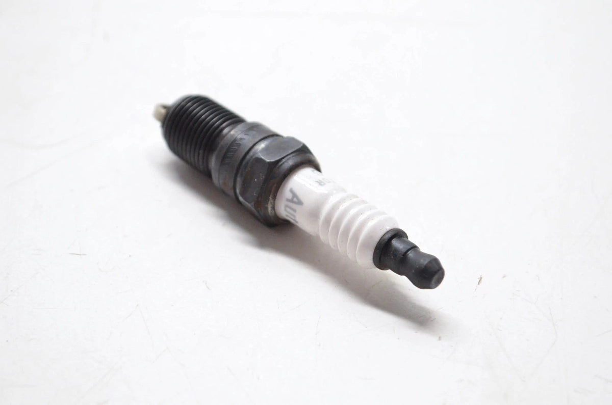 Autolite 106 Spark Plug for Various Makes Models (NOS)