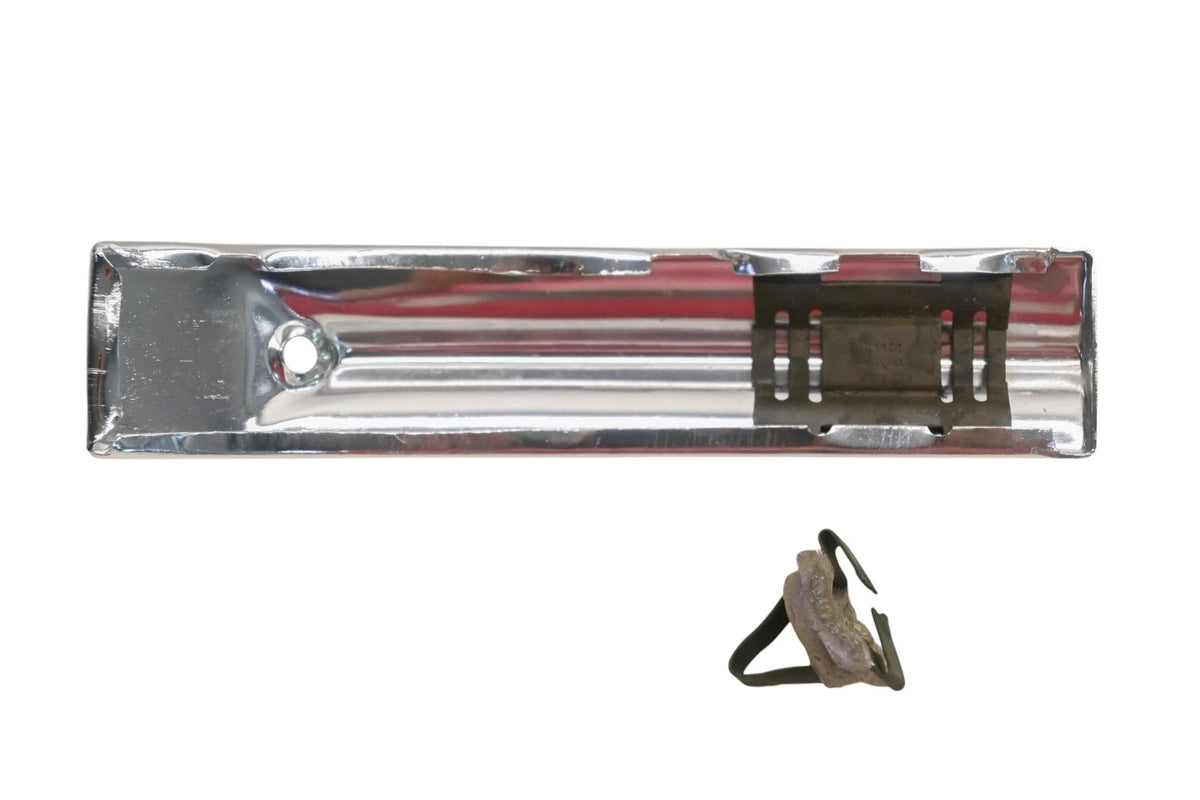 Upper Cab Molding Trim Kit for Ford (D3TZ-10423A16-D)