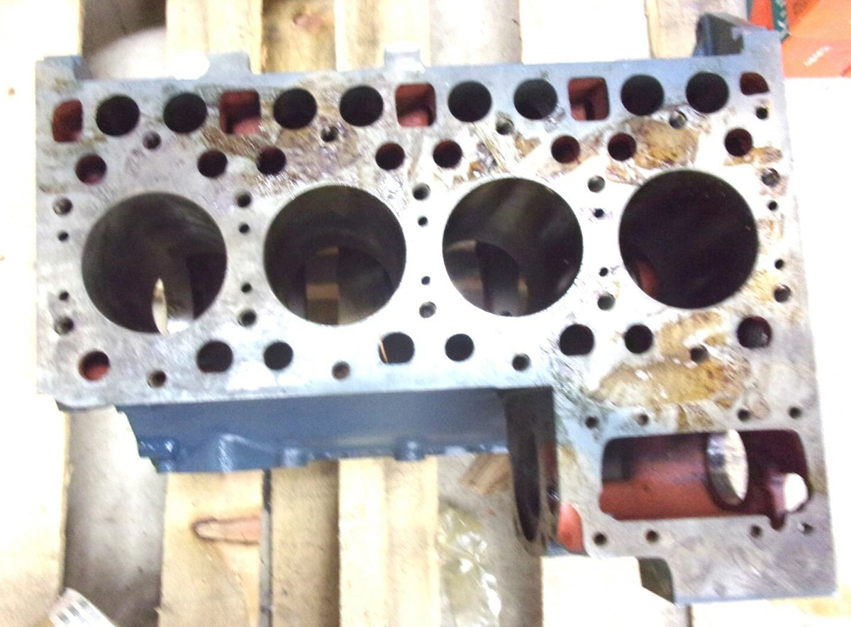 Crankcase for Kubota L345 L345DT (15411-01010, 15411-01013)