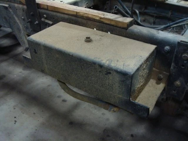 Hydraulic Tank for Peterbilt 362 (1985)