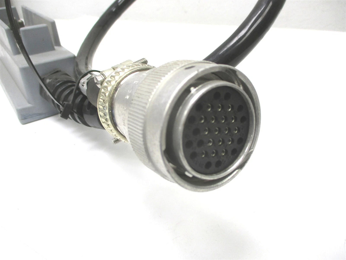 Pendant for McNeilus (2010–2010) 1253829 3W S/S MTL 01011000