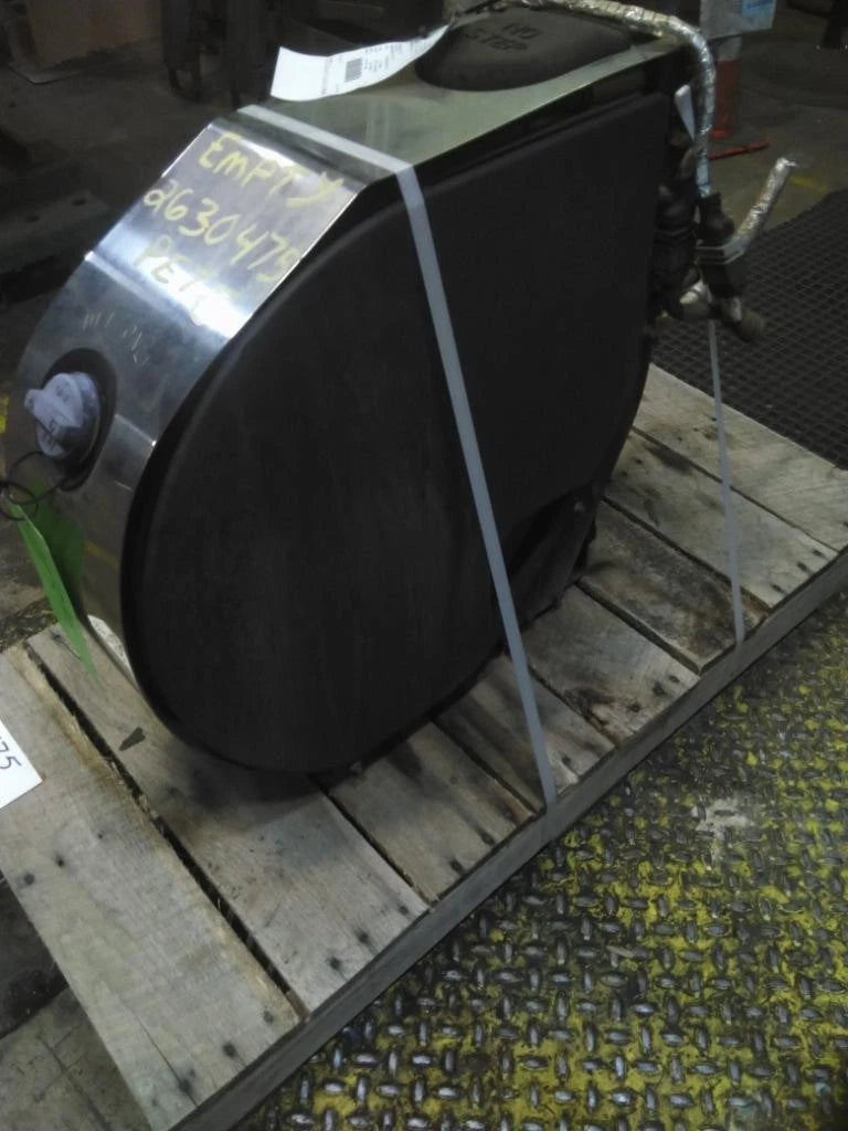 DEF Tank for Peterbilt 337 (2015)