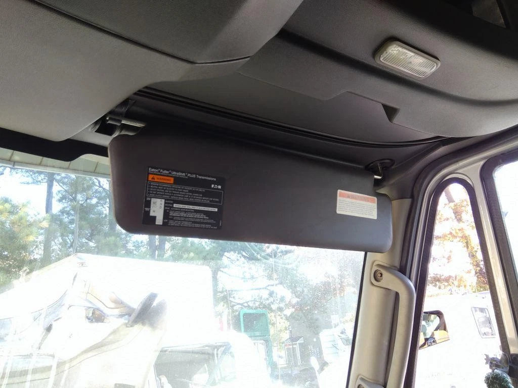 Interior Sun Visor for International ProStar 122 (2015)