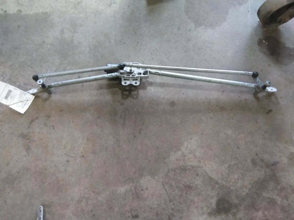 Windshield Wiper Assembly for Freightliner Cascadia 113 (2011)