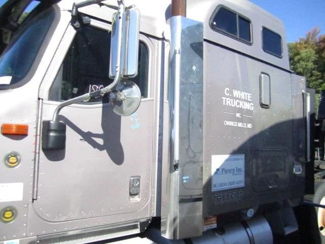 Muffler Shield for International 9900i (2000)