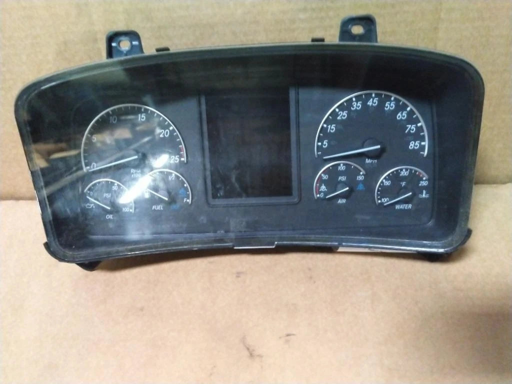 Instrument Cluster for Freightliner Cascadia 126 (2021)