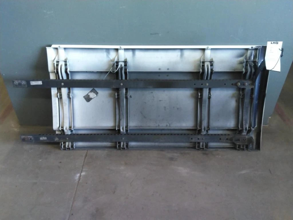 Side Fairing Right for Freightliner Cascadia 125 (2018–2023)