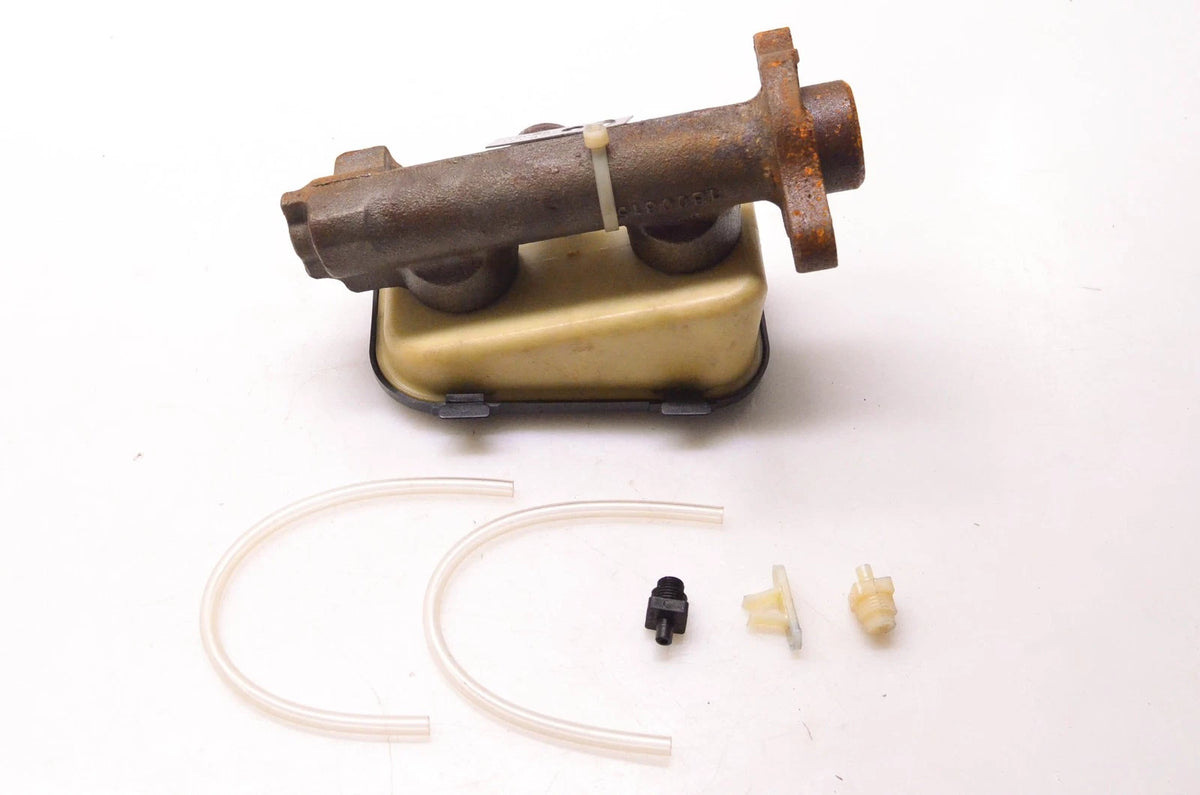 Master Cylinder Assembly for A1 Cardone (10-1739)