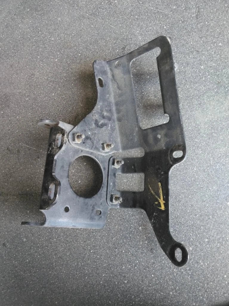 Bumper Bracket Right for Mack Anthem (2019)