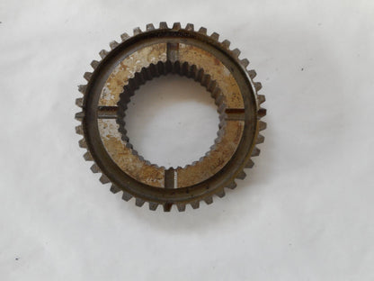 Transmission Synchronizer Hub for Mitsubishi Fuso (ME601814)