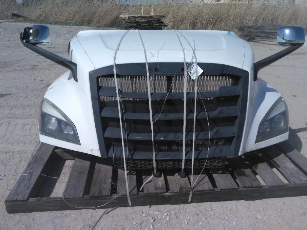 Hood for Freightliner Cascadia 125 (2019)