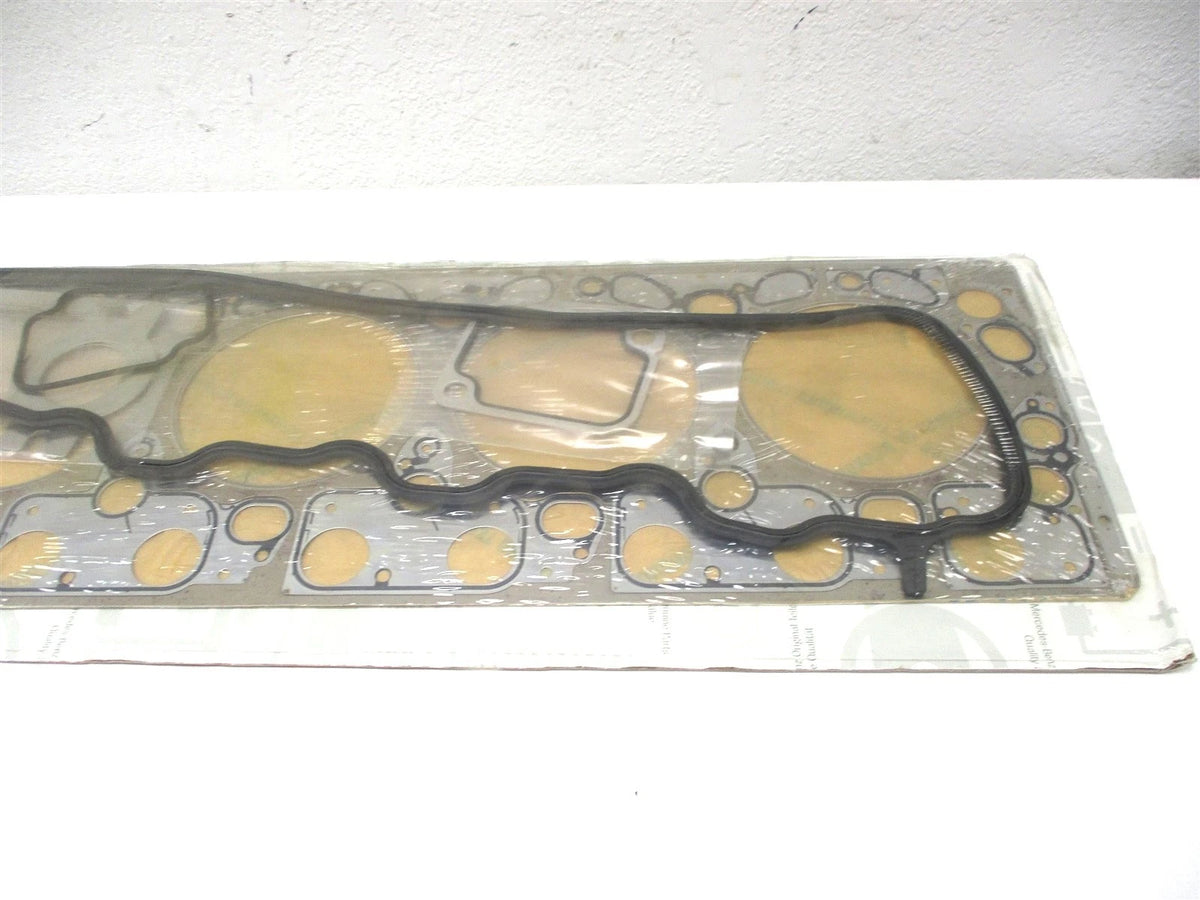Engine Cylinder Head Gasket Kit for Mercedes A-Class (A9060105421)