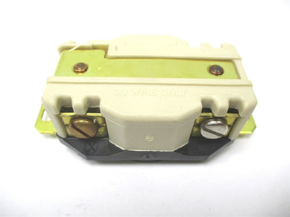 Receptacle for Kubota SQ-1140 / 1200 / 3250 / 3350 (G3844-03390, HBL2710)