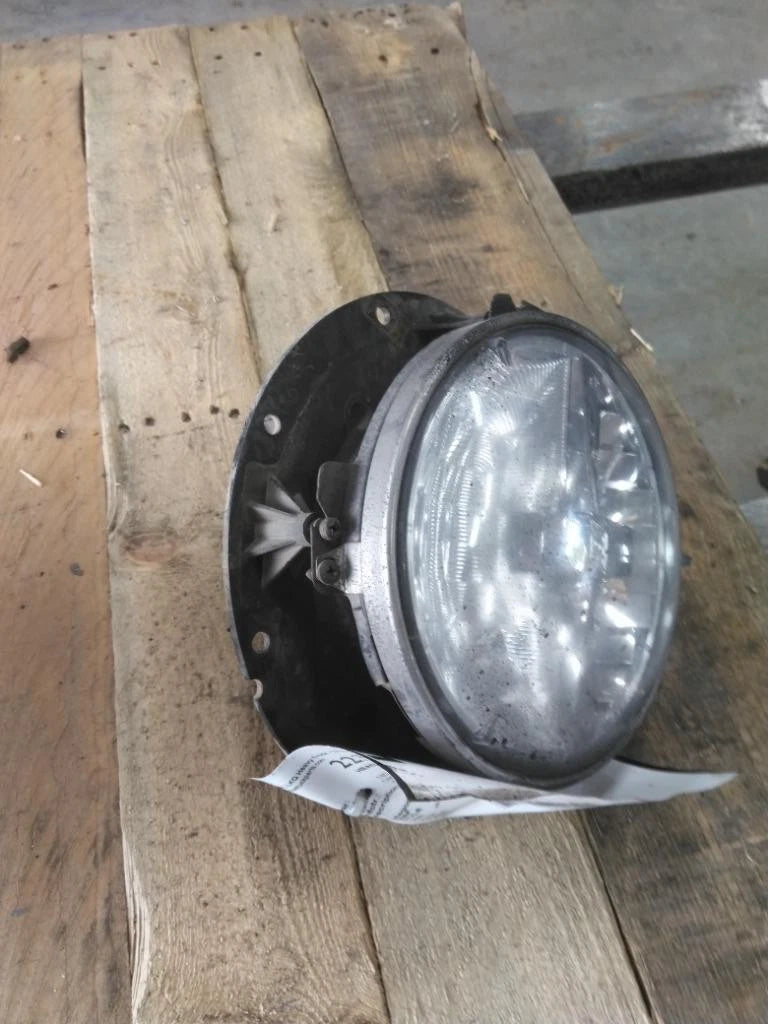 Headlight Right for Kenworth T2000 (1997–2010) GA