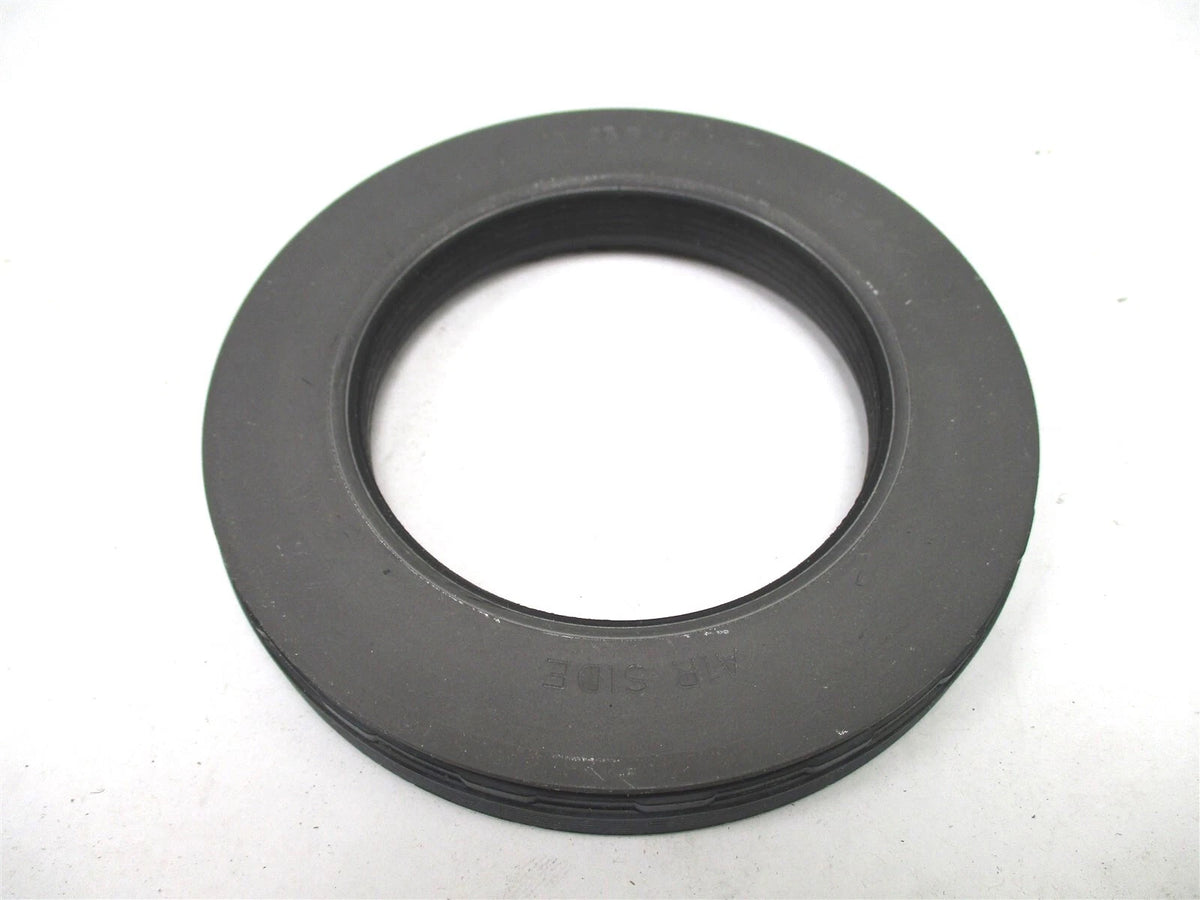 SKF Scotseal PlusXL Oil Bath Seal for Isuzu (GM 370211A, 383-0176)