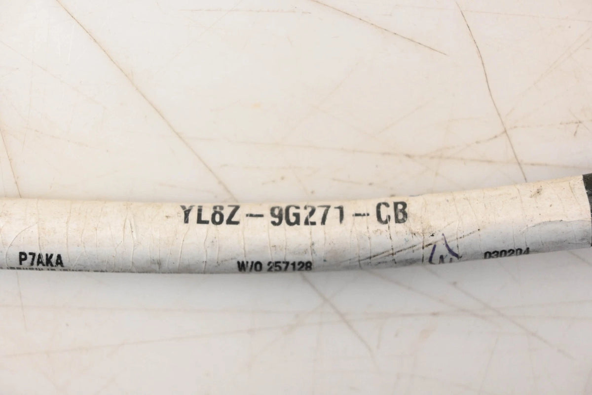 16" Hose for Ford (YL8Z-9G271-CB)