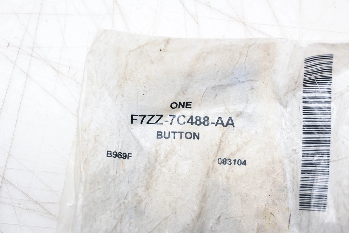 Shifter Handle Knob Button for Ford (F7ZZ-7C488-AA)