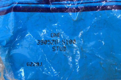 Stud for Ford 390528S100
