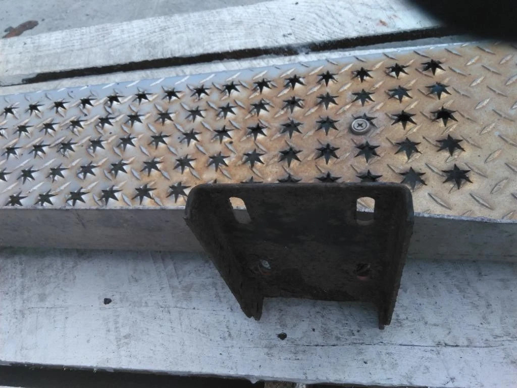 Cab Step for Ford F550SD Super Duty (2012)