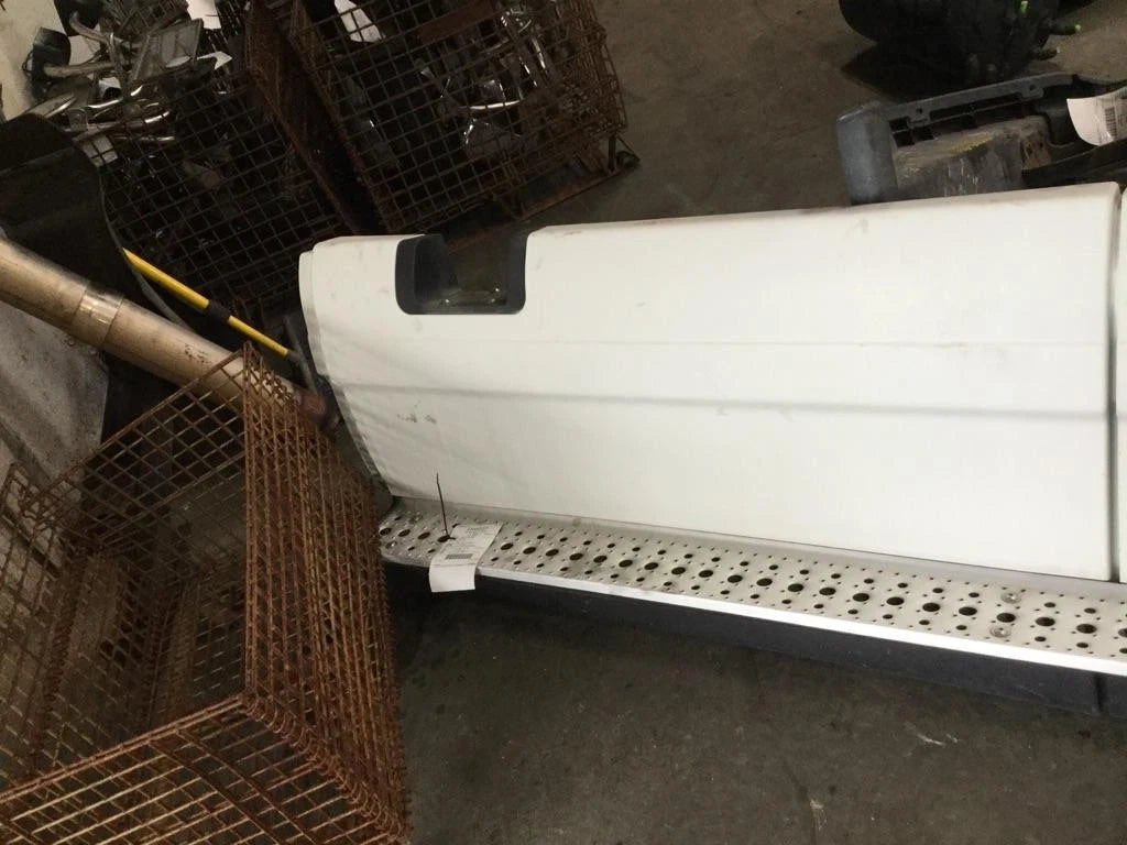 Side Fairing Left for Freightliner Cascadia 125 (2012)