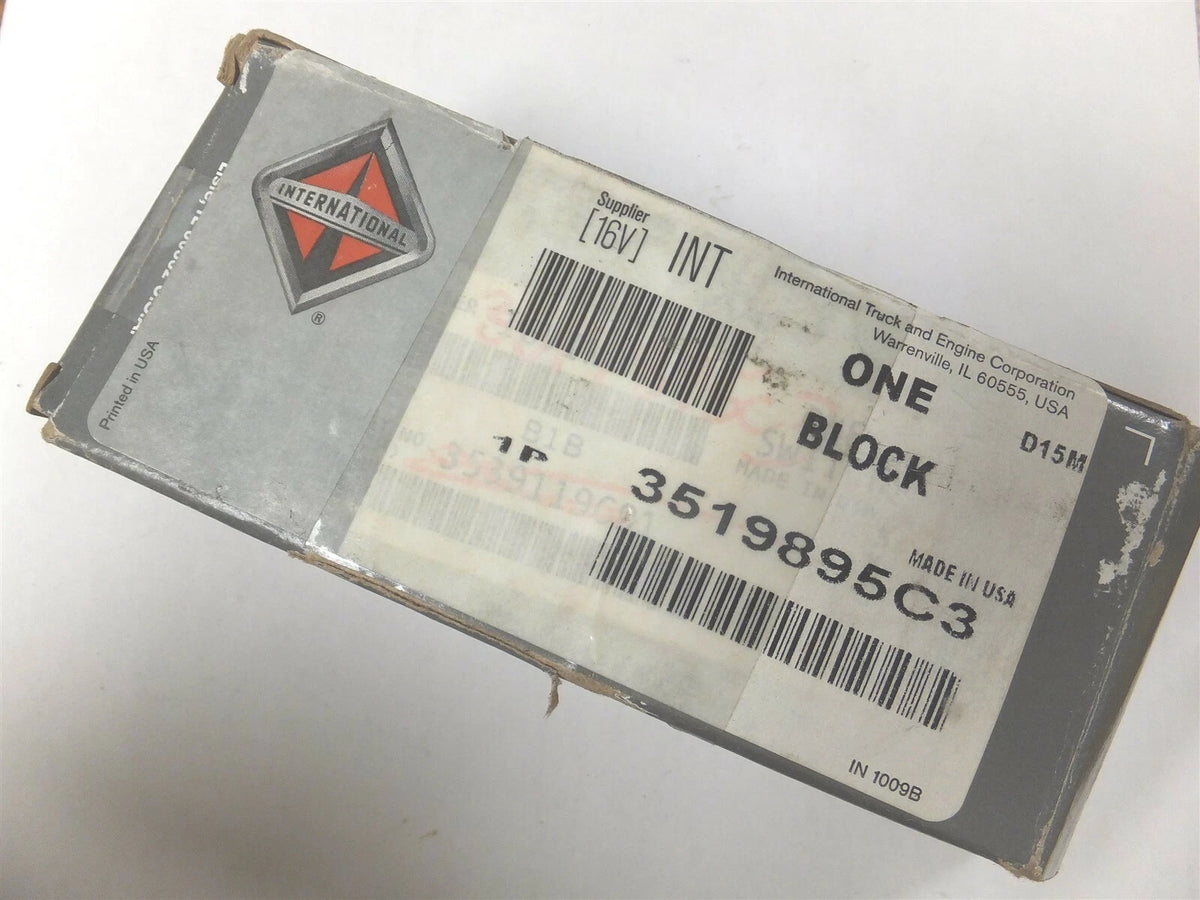 OEM Mega Block W/O Fuse for International (3519895C2, 3519895C3)