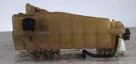 Radiator Overflow Tank for Kenworth T680 (2017)
