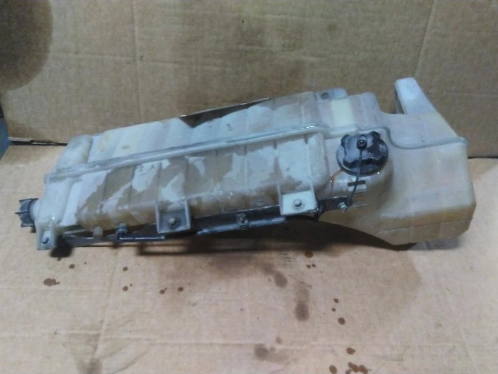 Radiator Overflow Tank for Mack CXU612 (2017)
