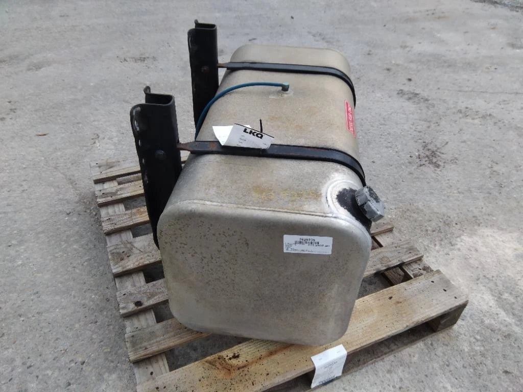 Fuel Tank for Freightliner M2 106 (2014) Right MN