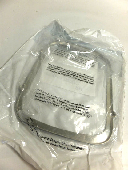 Retainer Sealed Beam Headlight Bezel Ring for International (2509567C1)