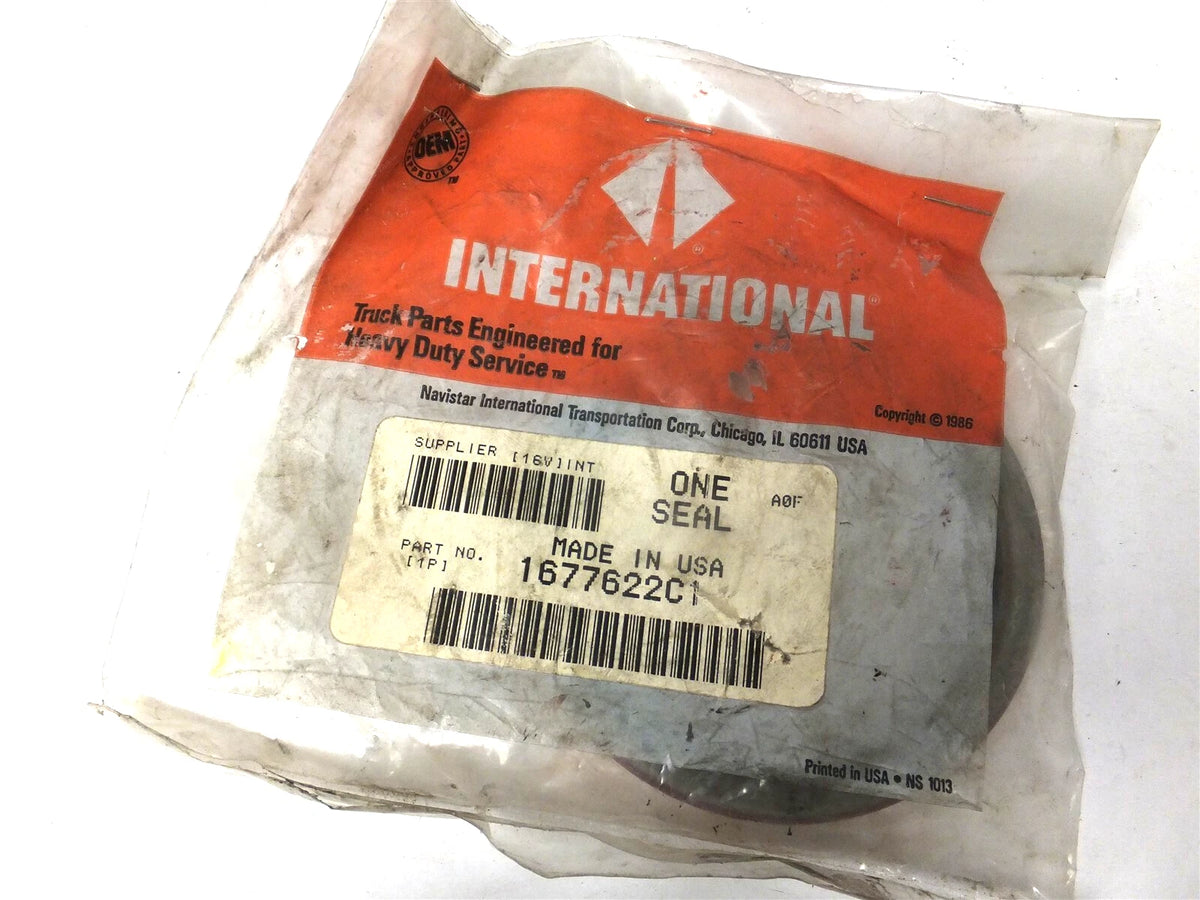 OEM T-Case Oil Seal for International (1677622C1)