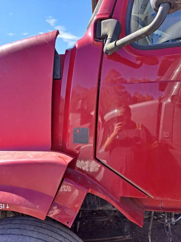 Cowl for Volvo VNL (2012) Left