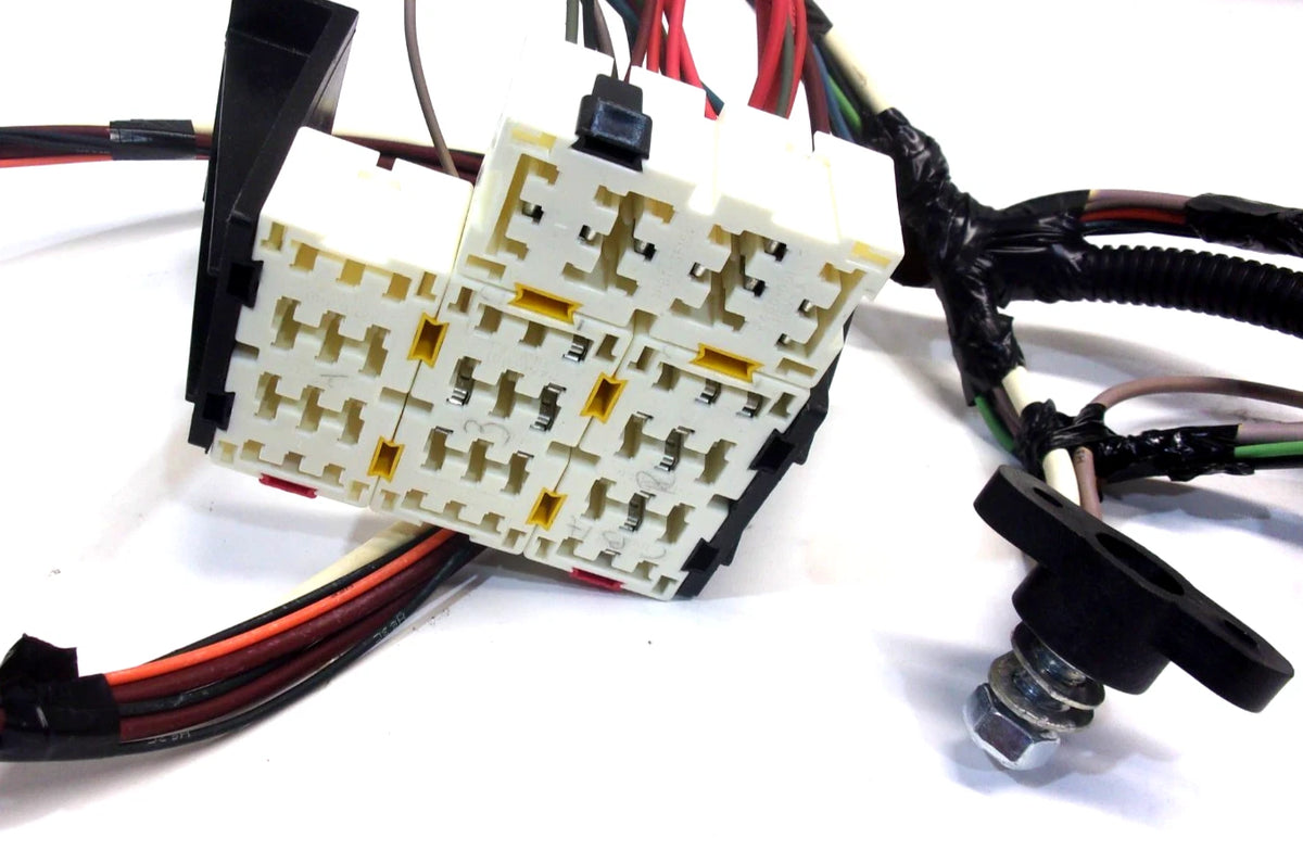 Wiring Harness for International Sleeper Box (6091271C93, 6091271C92)