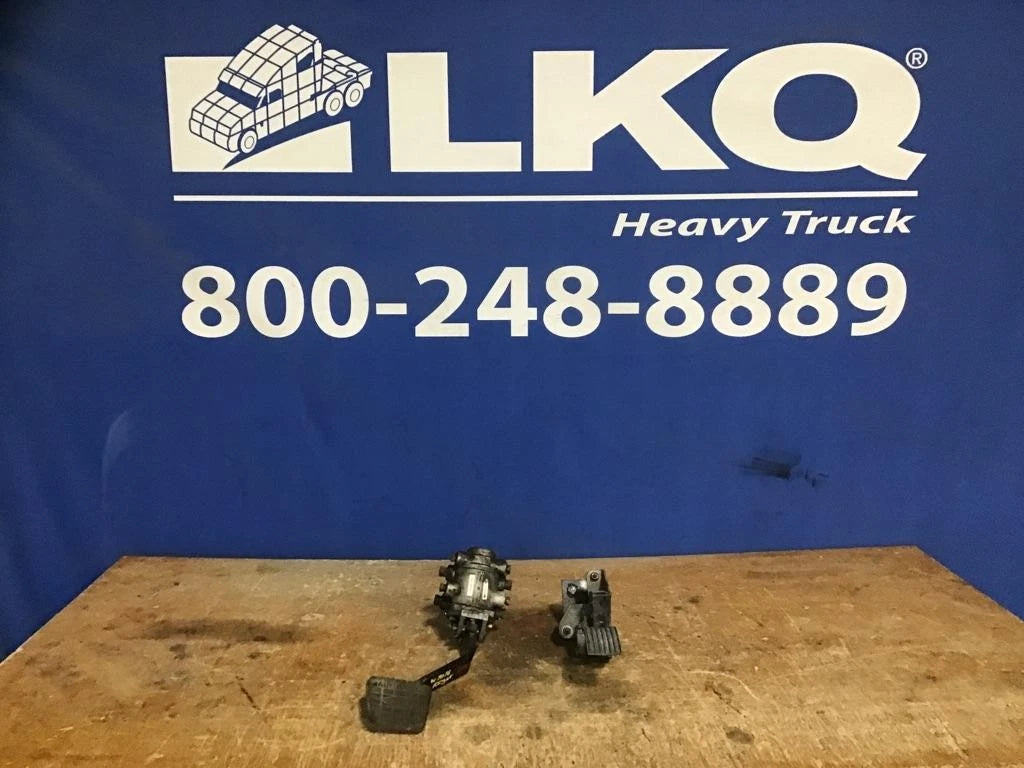 Foot Pedal for International 7400 (2007)