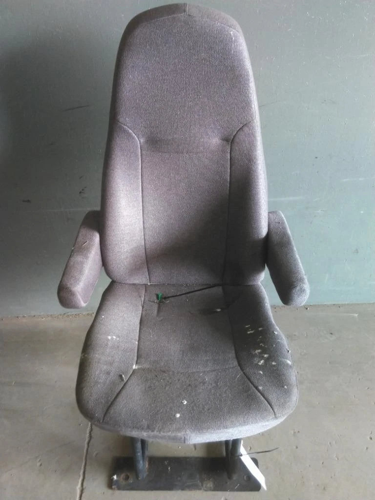 Front Seat for International LT (2022)