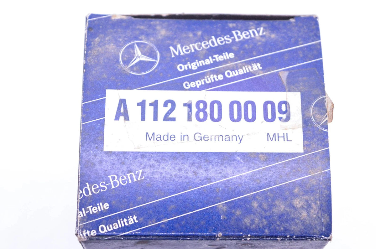 Oil Filter Kit for Mercedes-Benz (A1121800009)
