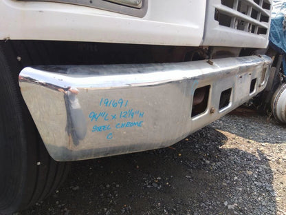 Bumper for Ford F800 (1999)