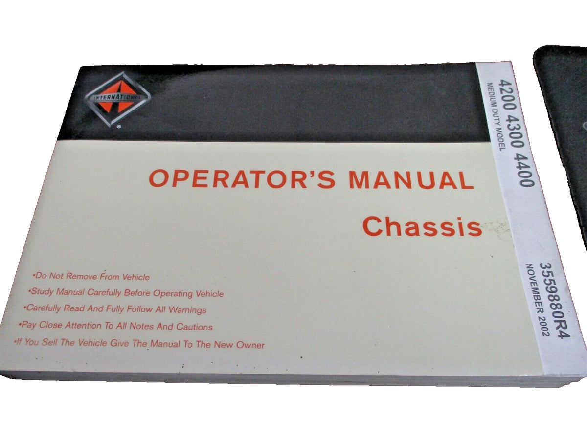 Operator Manual for International Truck 4200 4300 4400 (2002) 3559880R4