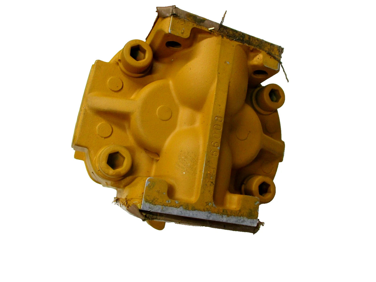 Pump for Komatsu D20PL, D20PLL, D21PL, D21S (705-61-26010)