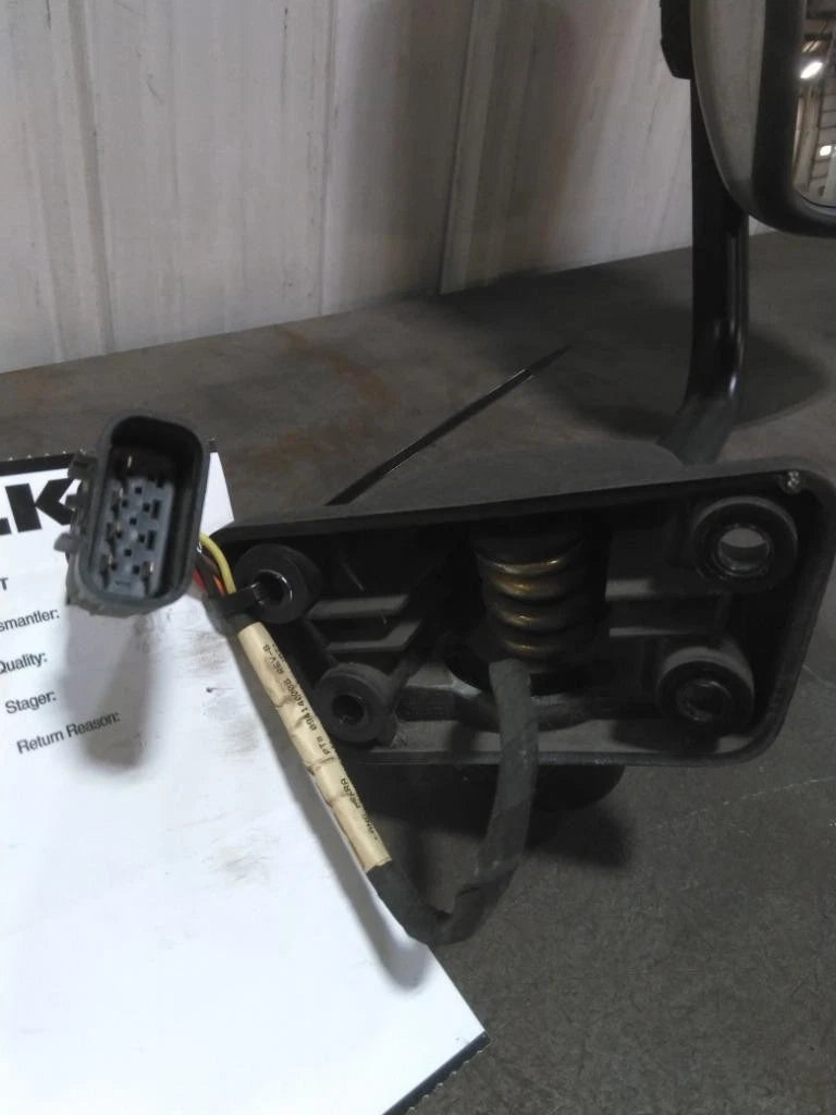 Right Door Mirror for Freightliner M2 106 (2015) MD