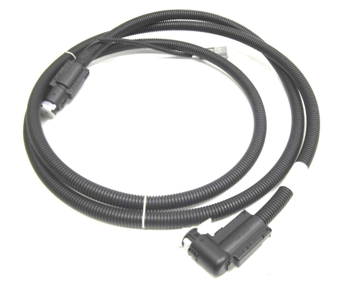 Pressure Line Tube for International 7600 (2004–2008) 4021088C1