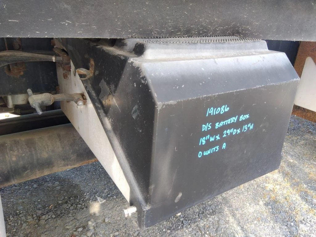 Battery Box for International 9400i (2006)