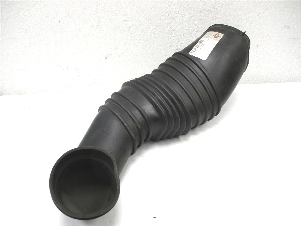 Air Cleaner Hose for International N/TAP (OEM 3614930C1, 05039AD10)
